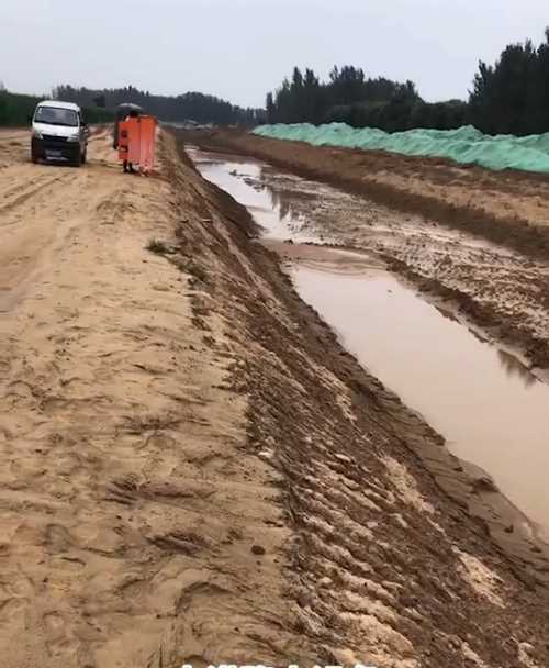 北京通州区河道降水